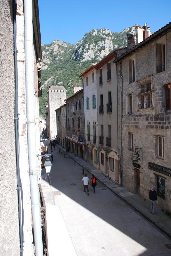 Appartement De Charme Au Coeur D Une Cite Medievale Villefranche-de-Conflent Exteriör bild