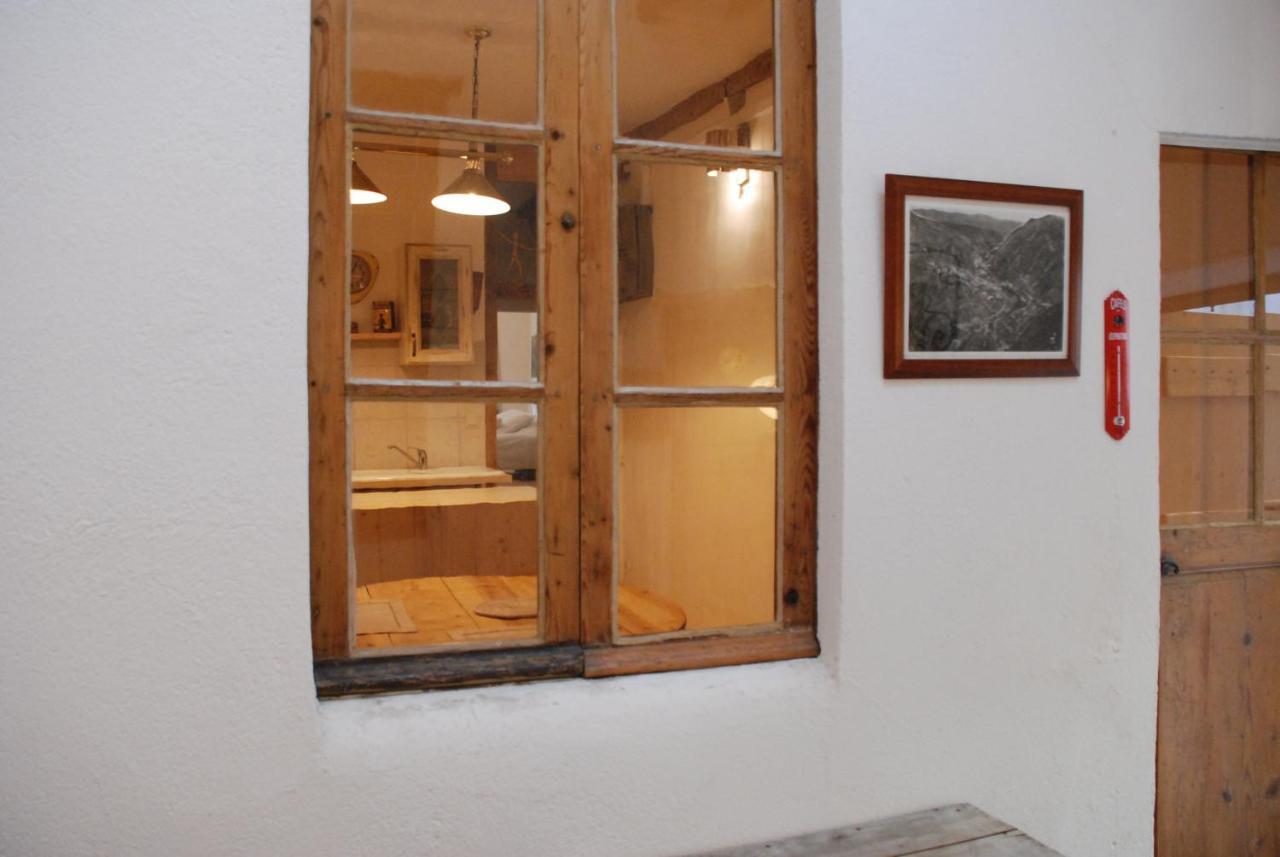 Appartement De Charme Au Coeur D Une Cite Medievale Villefranche-de-Conflent Exteriör bild